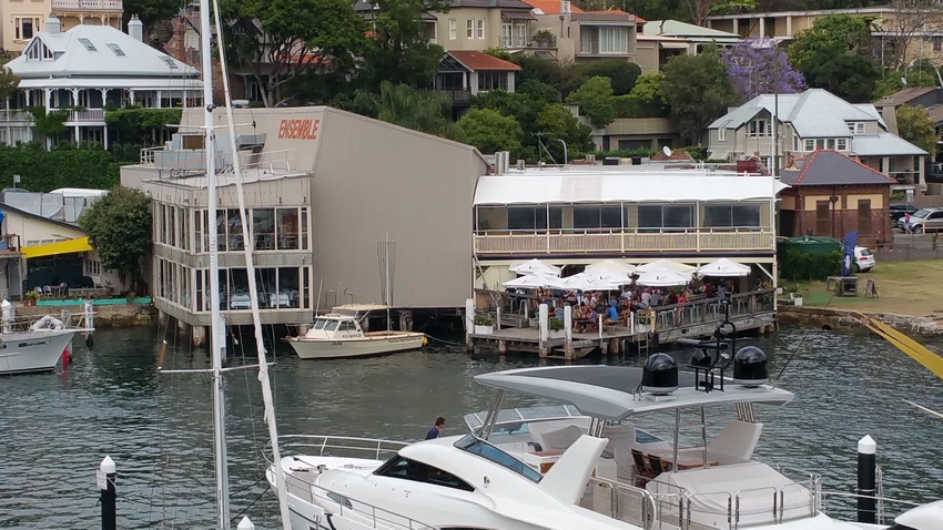 kirribilli yacht club restaurant